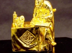 Tìm hiểu về tượng quản gia bằng đồng 24k