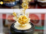 Biểu trưng bông hoa hồng dát vàng làm quà tặng vợ ngày 8/3
