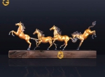 Bộ tượng ngựa phong thủy hút hồn doanh nhân và khách hàng Doanh Nghiệp tại TP HCM