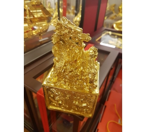 Quà tặng phong thủy ấn rồng mạ vàng đẹp tinh xảo