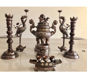 Bộ đỉnh ngũ sắc khảm 5 chữ vàng, đỉnh đồng ngũ sự