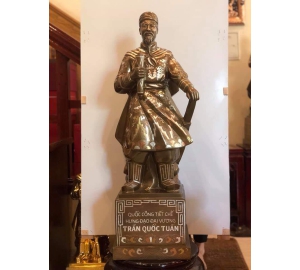 Cơ sở đúc tượng Trần Quốc Tuấn bằng đồng khảm ngũ sắc tại Sài Gòn