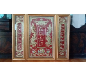 Cửu huyền thất tổ bằng đồng vàng nền đỏ