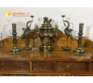 Bộ đỉnh đồng thờ cúng ngũ sự bằng đồng vàng đúc thủ công hun màu mai cua đẹp tinh xảo