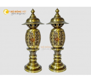 Đôi đèn điện thờ cúng bằng đồng