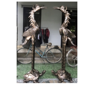 Đôi hạc đồng cỡ lớn cung tiến nhà thờ họ, đình chùa
