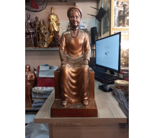 Đồ đồng Việt đúc tượng chân dung truyền thần cụ bà theo yêu cầu