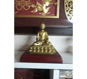 Đúc tượng Phật bằng đồng cỡ nhỏ cho bàn thờ tại gia