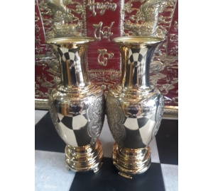 Lọ hoa đồng thờ cúng và cách chọn hoa cúng đúng nghĩa 