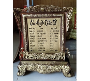 Mẫu bài vị thờ cúng gia tiên bằng đồng vàng