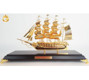 MÔ HÌNH TƯỢNG THUYỀN BUỒM MẠ VÀNG