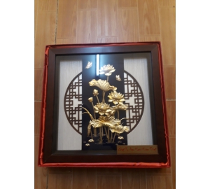 Quà tặng 20-10, tranh hoa sen vàng lá 24k đẹp tinh xảo