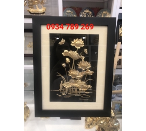 Quà tặng 20-10, tranh sen vàng 24k đẹp tinh xảo