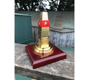 Quà tặng Cột mốc trường sa thu nhỏ mạ vàng 24k cao cấp