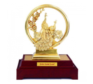 Quà tặng mừng cưới ý nghĩa- biểu trưng chim công mạ vàng 24k