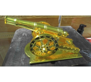 Quà tặng súng thần công mạ vàng cao cấp tại Đồ đồng Việt