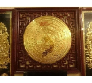 Tranh mặt trống đồng mạ vàng 24k đẹp tinh xảo