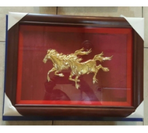 Tranh song mã mạ vàng 24k