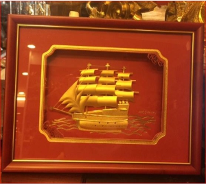 Tranh thuyền buồm mạ vàng quà tặng lưu niệm