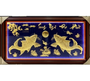 Tranh vàng song ngư đại phát nền xanh khung gỗ gắn đèn LED