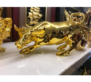Tượng trâu đồng mạ vàng, giá bán tượng trâu đồng phong thủy