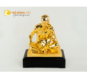 Tượng bác Hồ ngồi đọc báo bằng đồng dát vàng 24k cỡ nhỏ đền bàn