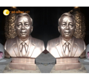 Tượng chân dung bằng đồng vàng đẹp tinh xảo