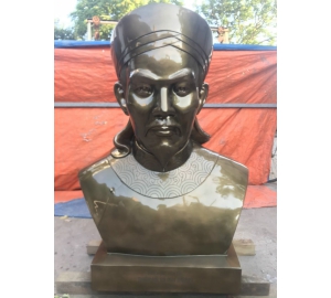 Đúc tượng Thiên Hộ Võ Duy Dương bằng đồng đỏ