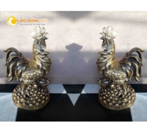 Tượng gà bằng đồng