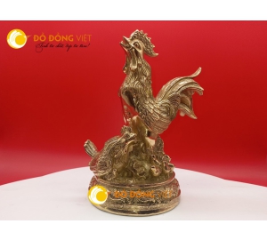 Tượng gà bằng đồng trấn phong thủy