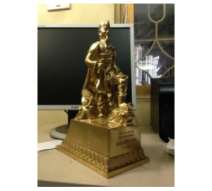 TƯỢNG TRẦN HƯNG ĐẠO BẰNG ĐỒNG