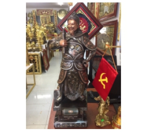 Tượng Trần Quốc Tuấn mặc áo giáp bằng đồng khảm tam khí