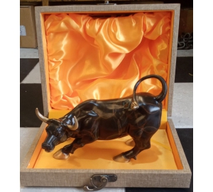 Tượng trâu đồng phong thủy làm quà tặng sếp tuổi Sửu