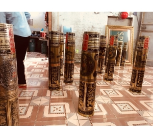 Đồ đồng Việt nhận chế tác đầu đạn, vỏ đạn pháo thành đồ mỹ nghệ