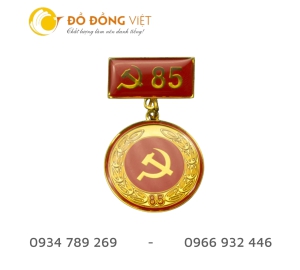 Công ty Đồ đồng Việt sản xuất huy hiệu Đảng 40, 50, 60, 70, 80, 85 tuổi Đảng