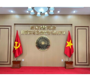 Mặt trống đồng tại bộ đội văn phòng 