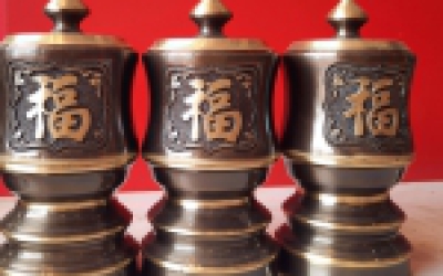 Giá đài thờ bằng đồng phụ thuộc vào yếu tố nào?