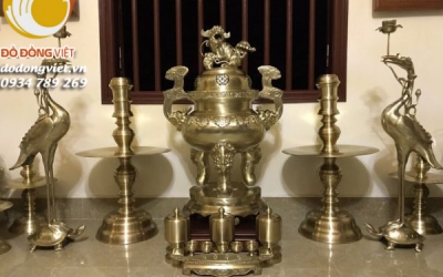 Hướng dẫn bày trí đỉnh đồng trên ban thờ đúng theo phong thủy tâm linh