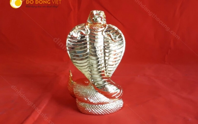 Nên bài trí tượng Rắn phong thủy mạ vàng như thế nào thì hiệu quả?