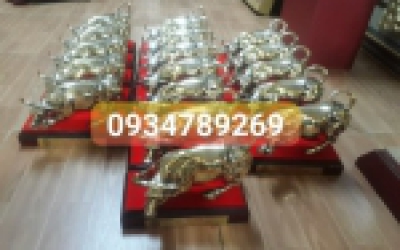 Quà tặng tượng trâu mạ vàng 24k cao cấp đẹp tinh xảo