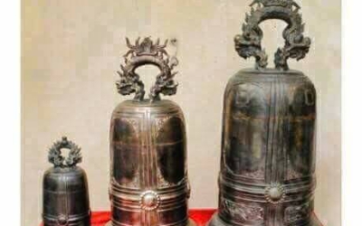 Tản mạn chuyện bỏ vàng đúc chuông chùa