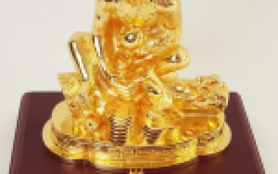 Tượng phong thủy tuổi Thân mạ vàng 24k đúc đồng mạ vàng